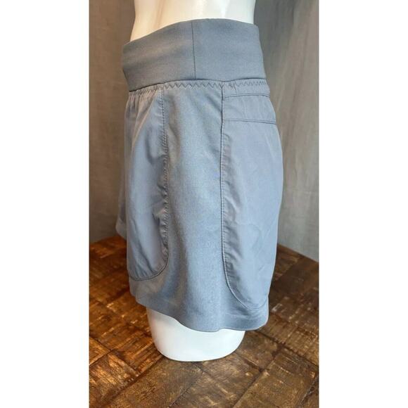 Athleta Running Shorts Grey Athletic Workout Zipper Pocket Size Xsmall - Picture 5 of 16